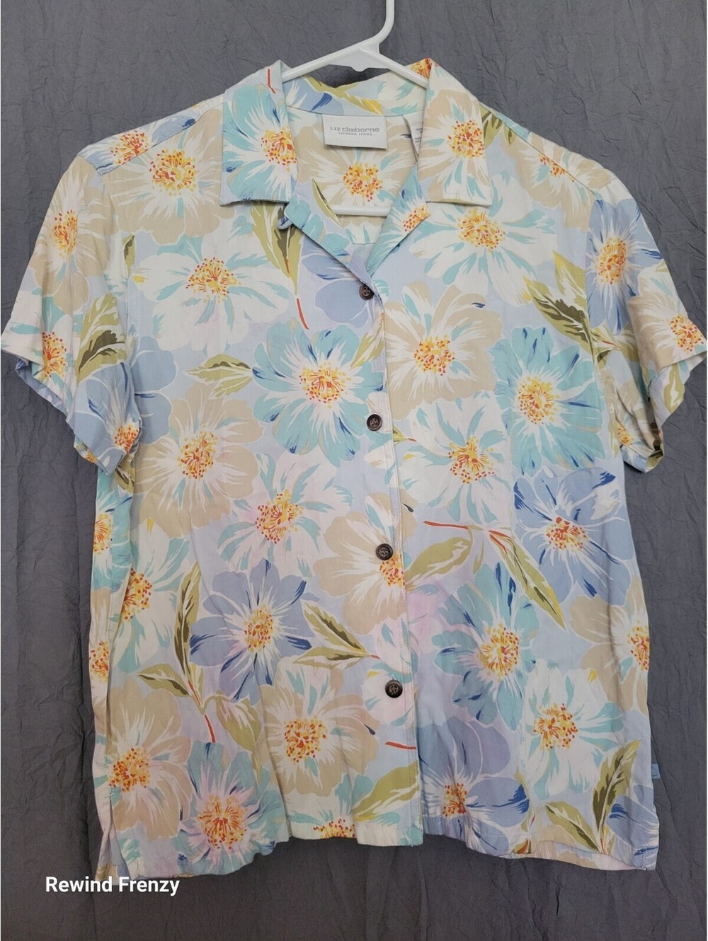 Liz Claiborne White Floral Tropical Womans Small Shirt Boho Retro Casual Golf